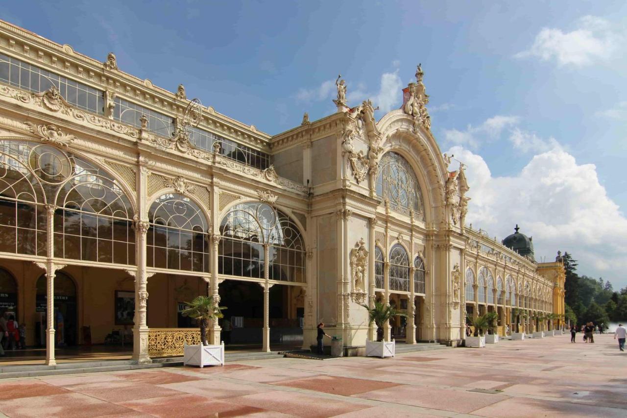 Villa Shafaly Marianske Lazne Exterior photo